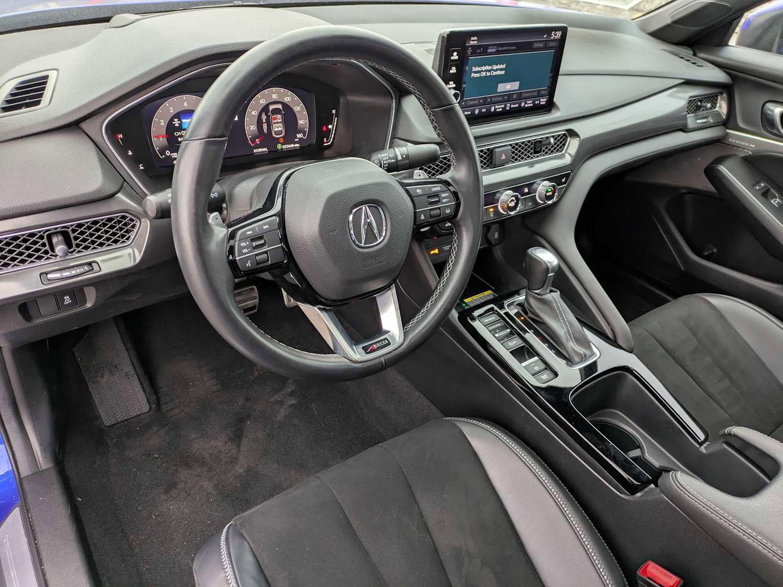 Used 2023 Acura Integra A-Spec image 2