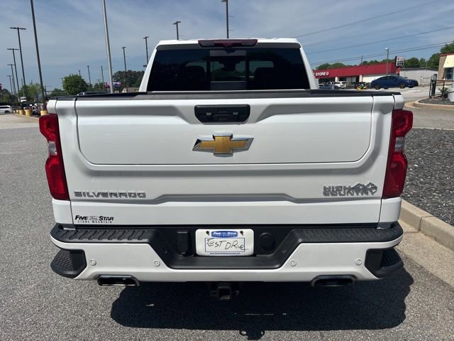 Used 2024 Chevrolet Silverado 1500 High Country w/ Technology Package image 7
