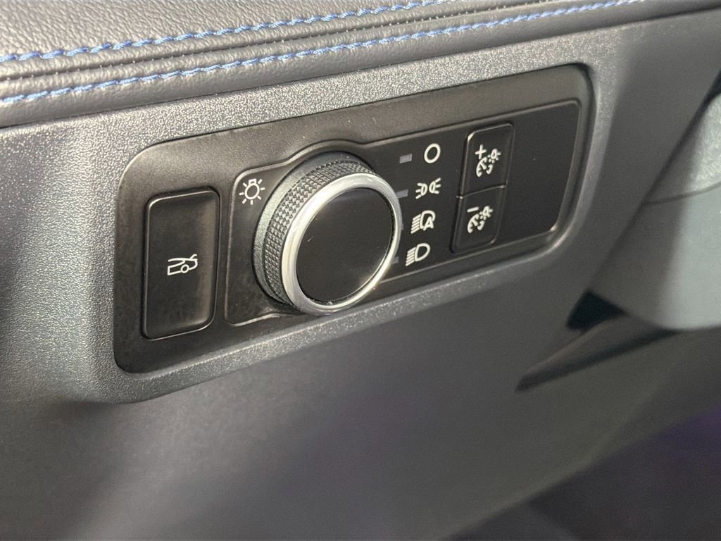 Used 2025 Ford Mustang Dark Horse image 10