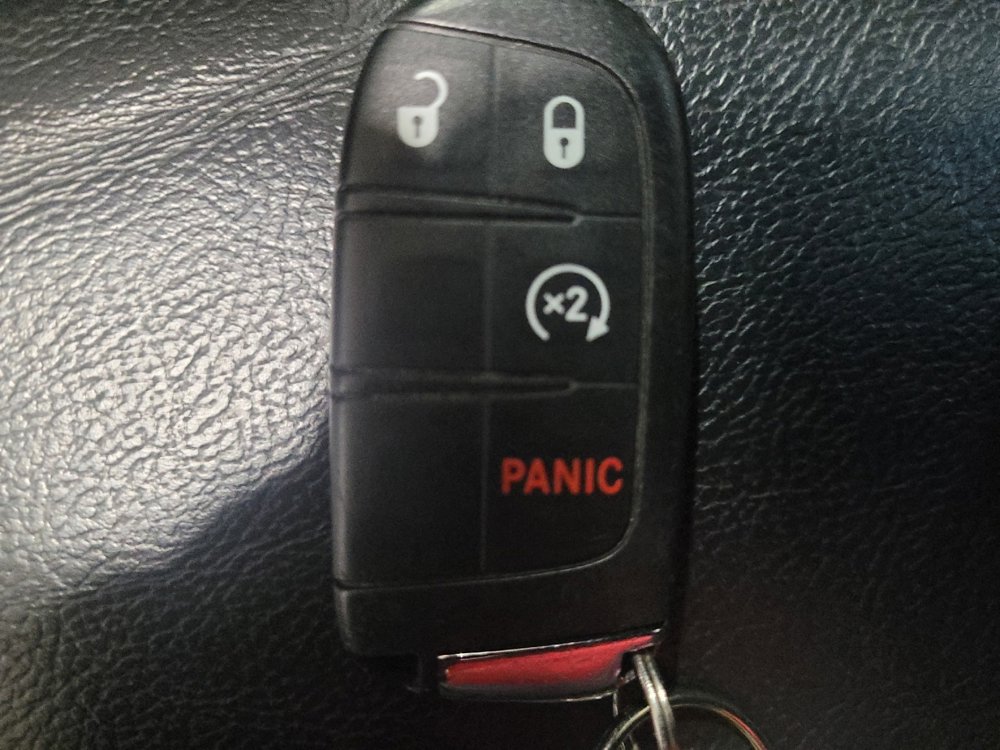 Used 2019 Jeep Compass Trailhawk w/ Cold Weather Group image 32