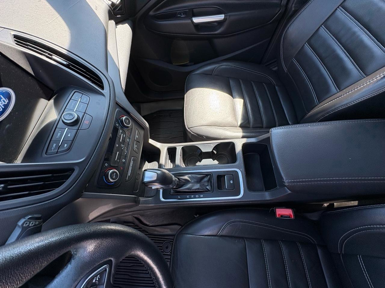 Used 2018 Ford Escape SEL w/ Ford Safe & Smart Package image 17