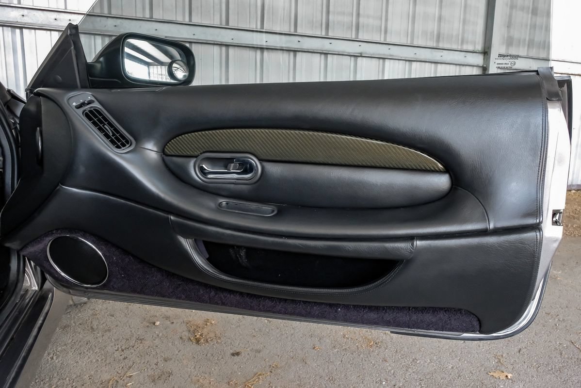 Used 2002 Aston Martin DB7 Vantage RWD image 37