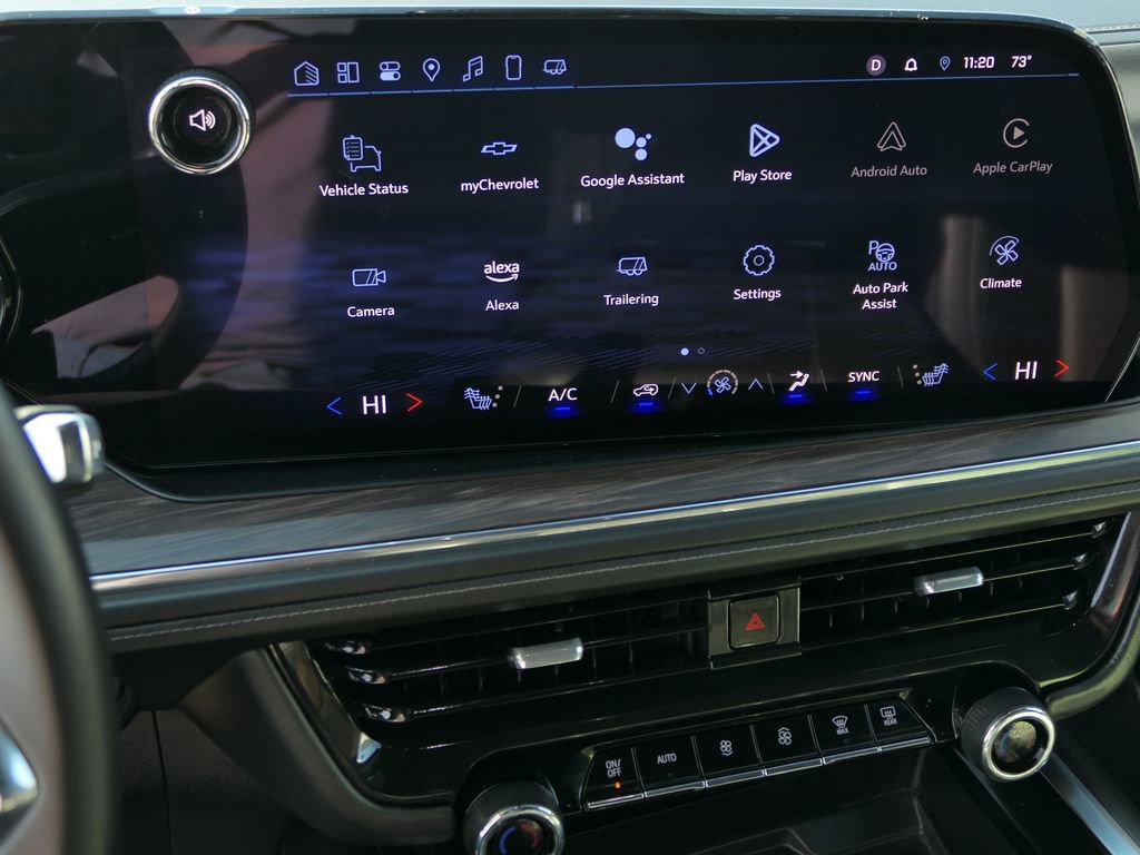 Used 2025 Chevrolet Suburban Z71 image 18