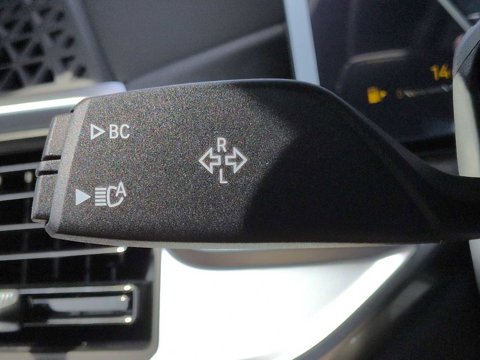 New 2026 BMW X5 xDrive40i w/ Off-Road Package image 29