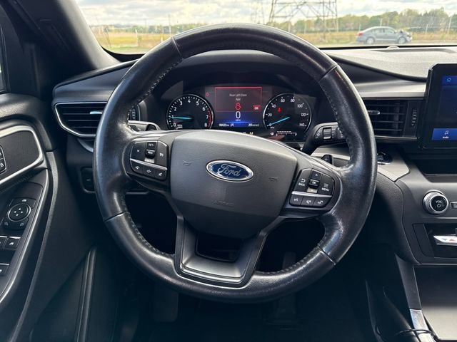 Used 2020 Ford Explorer XLT w/ Equipment Group 202A image 22