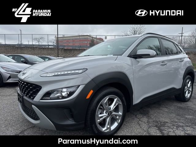Used 2023 Hyundai Kona SEL w/ Convenience Package image 1