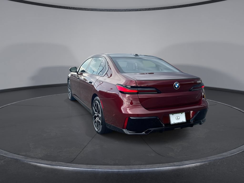 Used 2026 BMW 740i RWD image 10