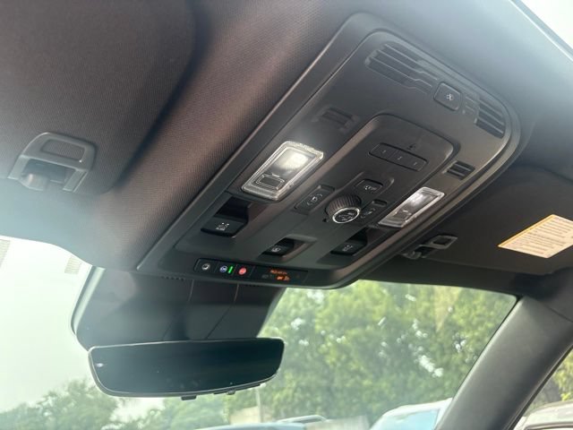 Used 2021 Cadillac Escalade ESV Sport AWD/4WD image 5