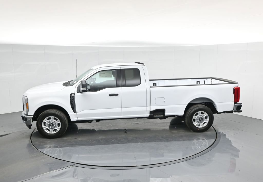 New 2026 Ford F350 XLT image 42