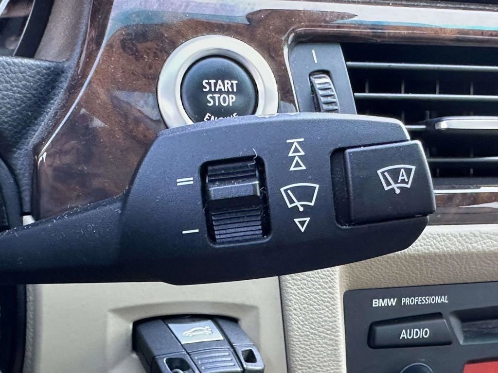 Used 2008 BMW 328xi Sedan image 31