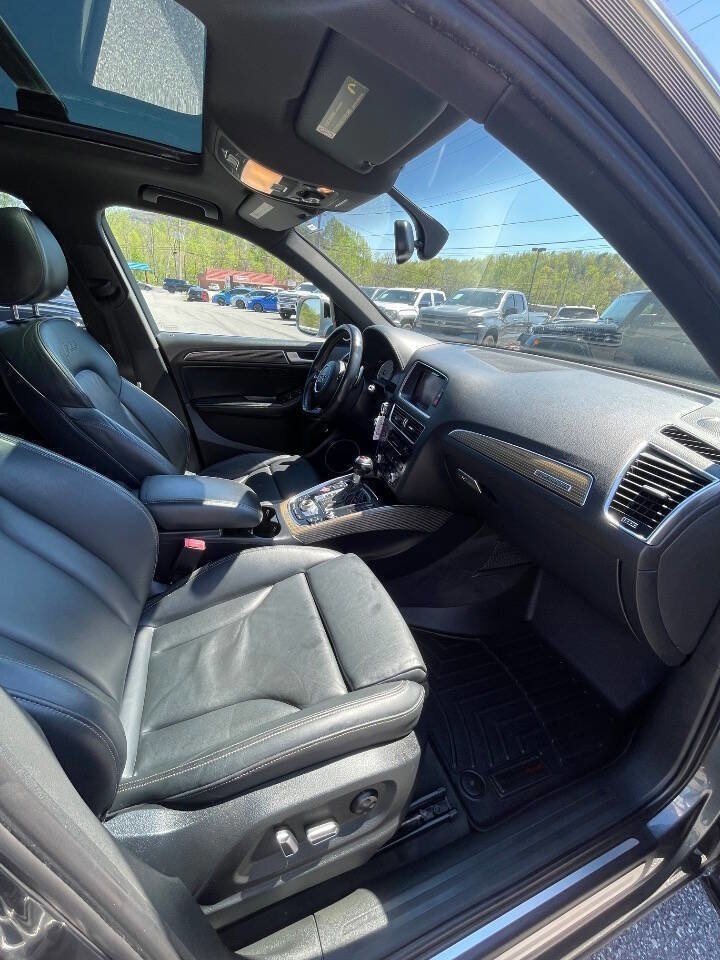 Used 2015 Audi SQ5 Premium Plus w/ Technology Package AWD/4WD image 20