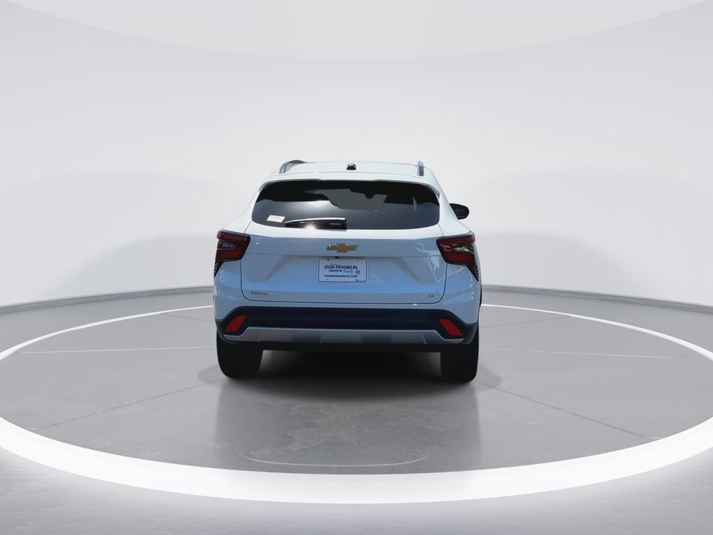 New 2026 Chevrolet Trax LT w/ Driver Confidence Package FWD image 7