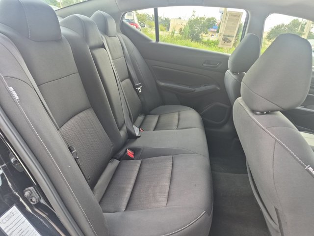 Used 2025 Nissan Altima 2.5 SV FWD image 26