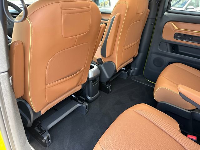 New 2025 Volkswagen ID. Buzz Pro S Plus image 28