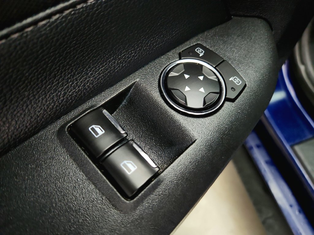 Used 2019 Ford Mustang Coupe RWD image 20
