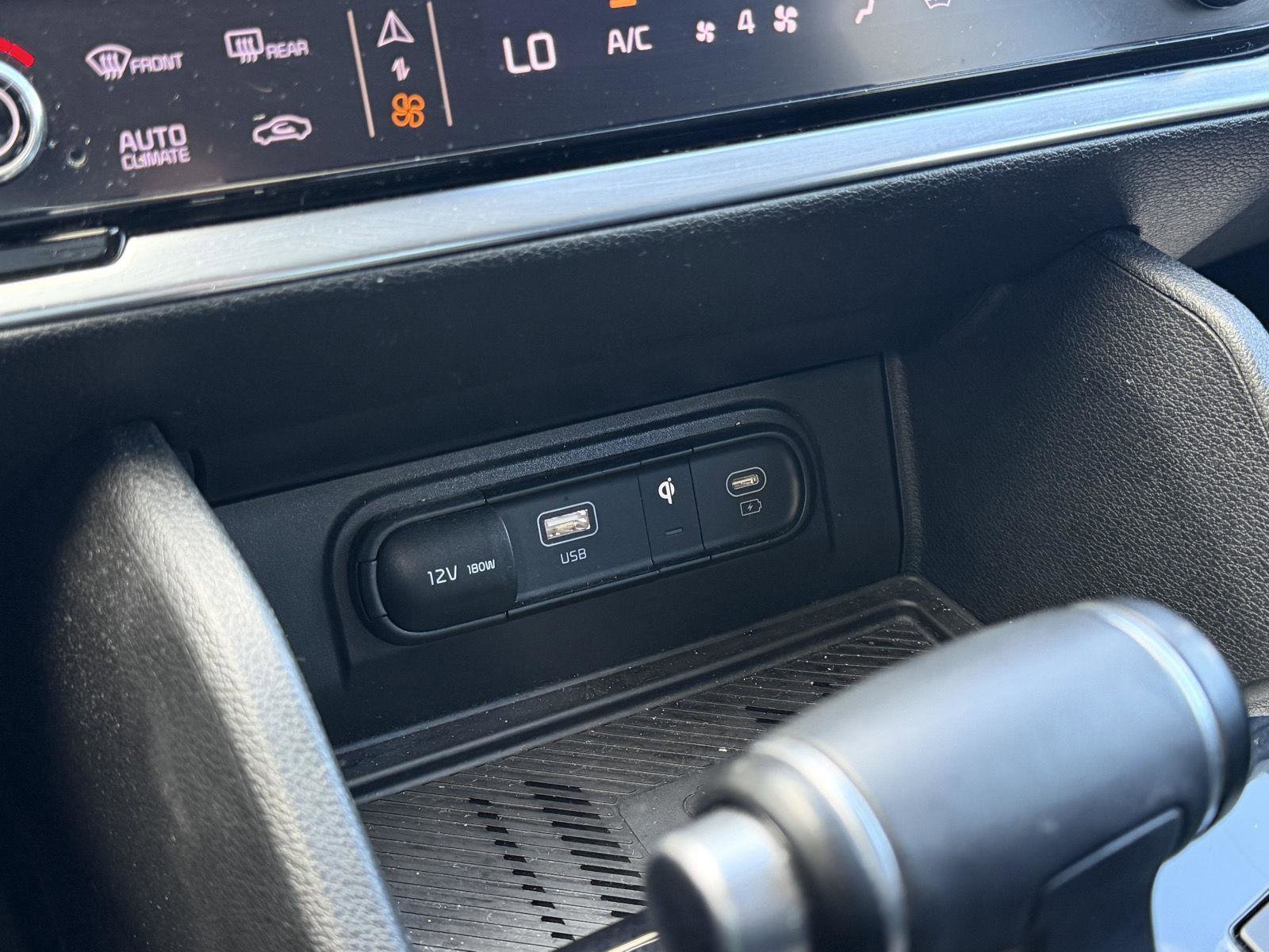 Used 2023 Kia Sportage SX image 27