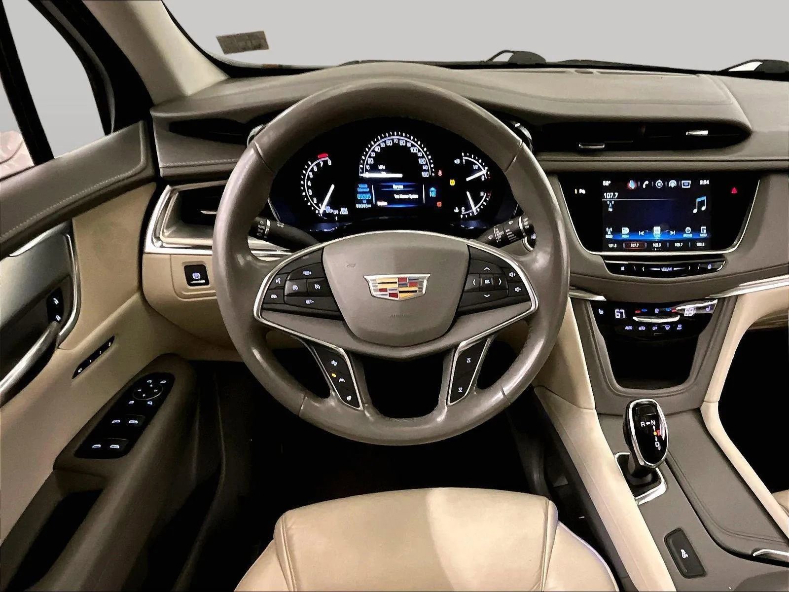 Used 2019 Cadillac XT5 Luxury FWD image 6