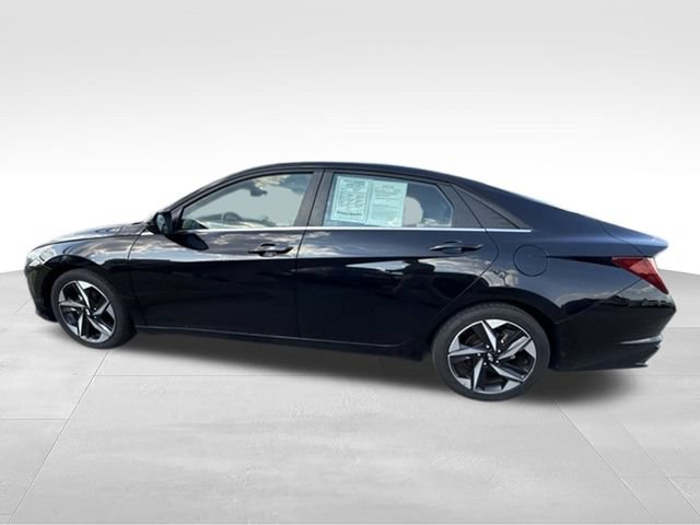 Used 2021 Hyundai Elantra SEL w/ Convenience + Premium Package FWD image 25