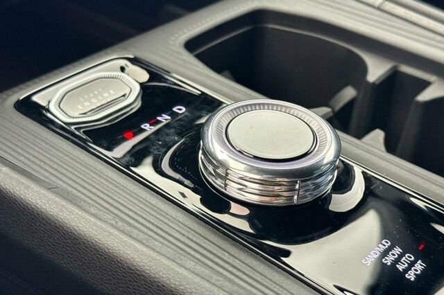 New 2026 Jeep Cherokee Limited image 18