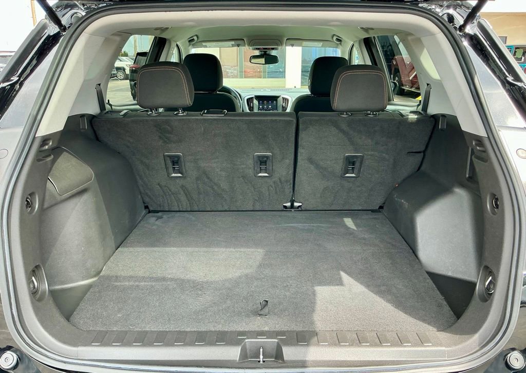 Used 2021 GMC Terrain SLE w/ Driver Convenience Package FWD image 19