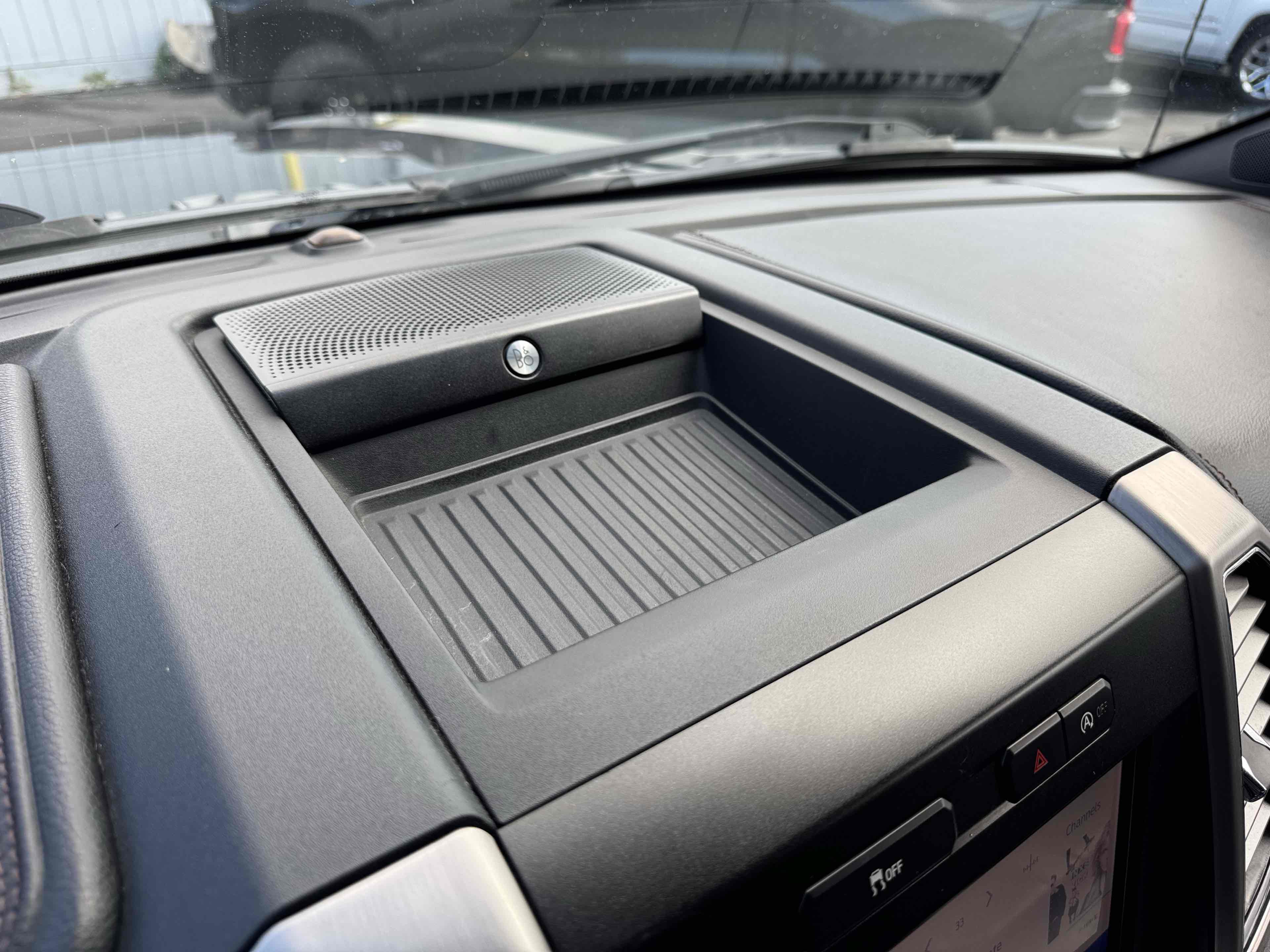 Used 2019 Ford F150 Platinum AWD/4WD image 34