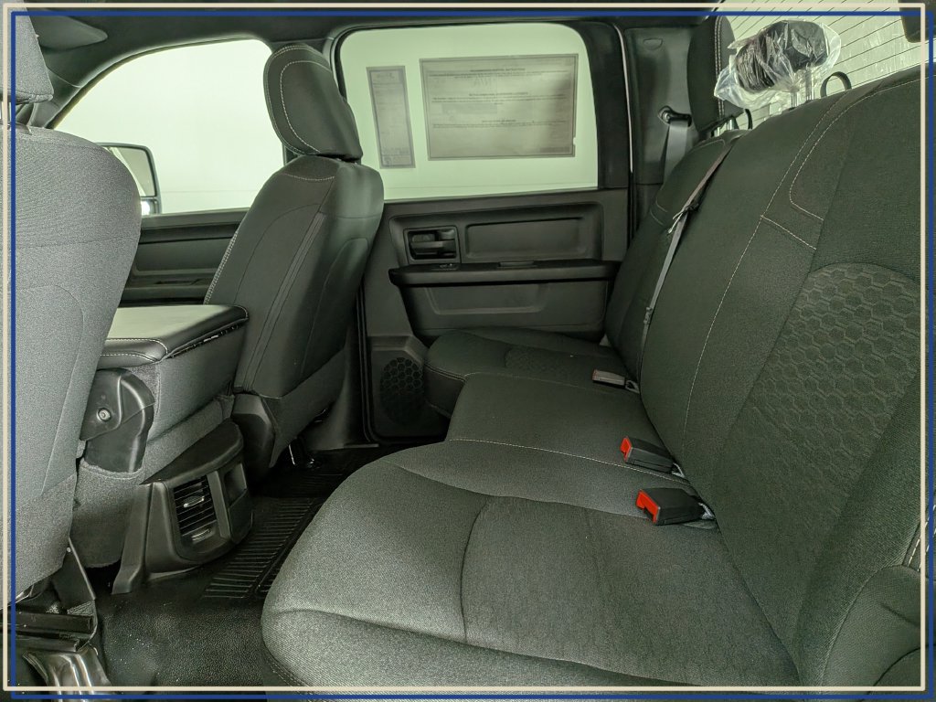New 2026 RAM 2500 Tradesman w/ Chrome Appearance Group AWD/4WD image 28