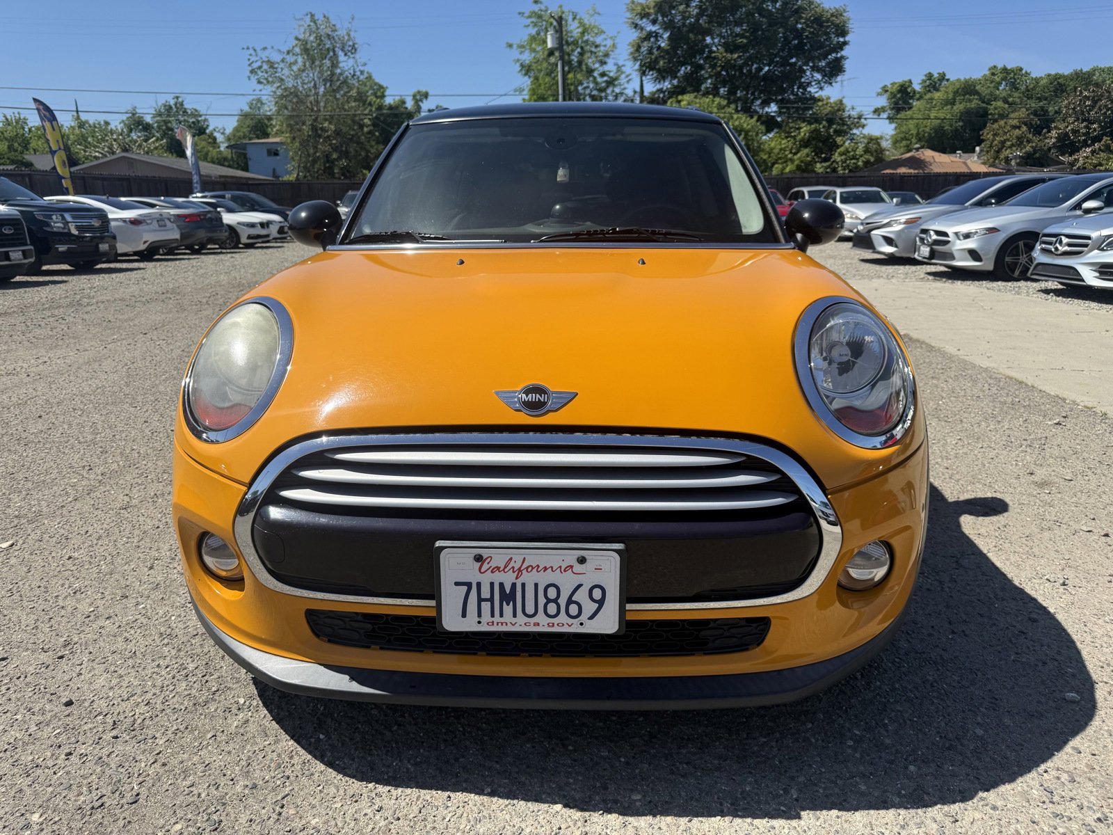 Used 2015 MINI Cooper 2-Door Hardtop image 2