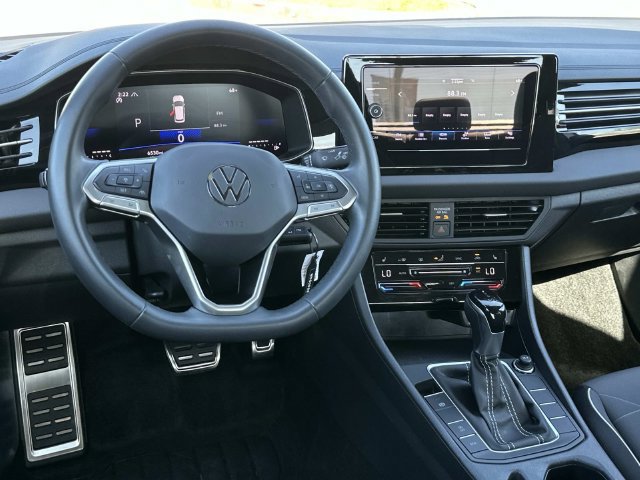 Certified 2026 Volkswagen Jetta Sport FWD image 6