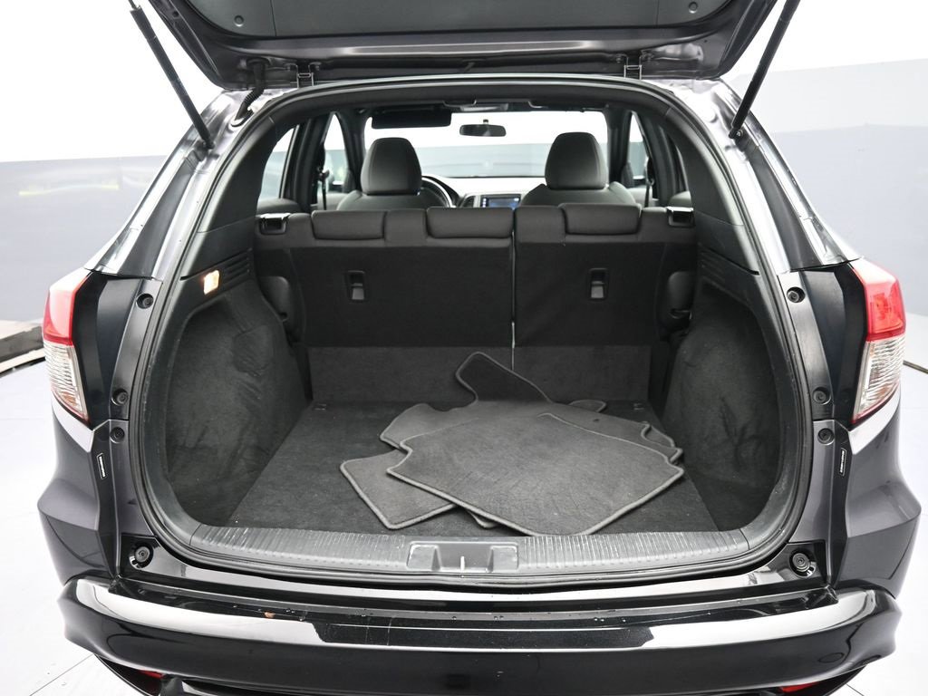 Certified 2020 Honda HR-V Sport image 21