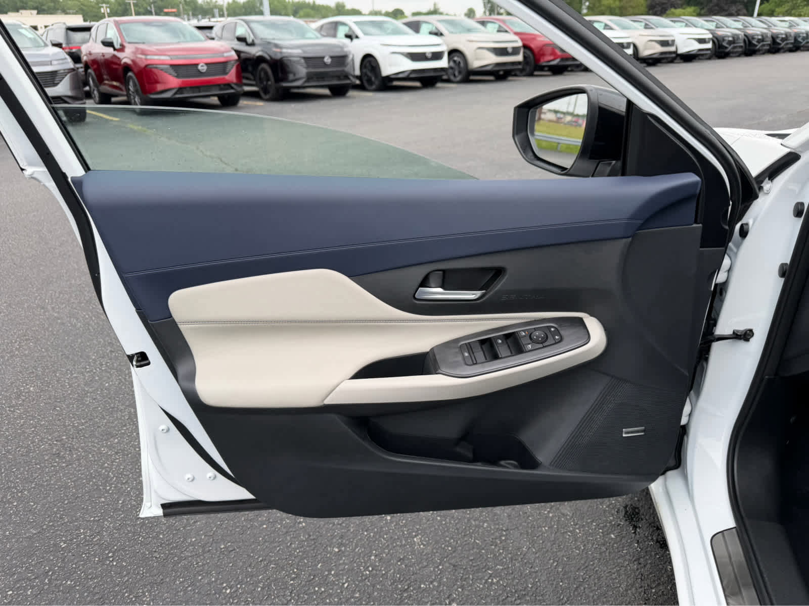 New 2026 Nissan Sentra SL FWD image 20