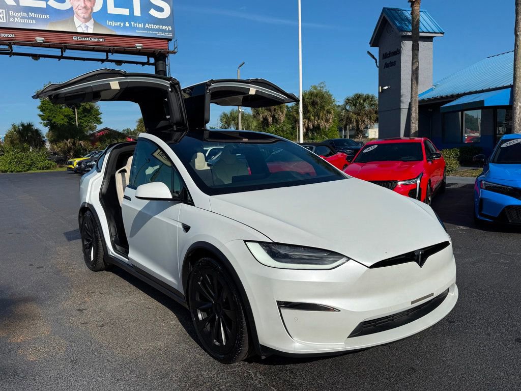 Used 2022 Tesla Model X AWD/4WD image 3