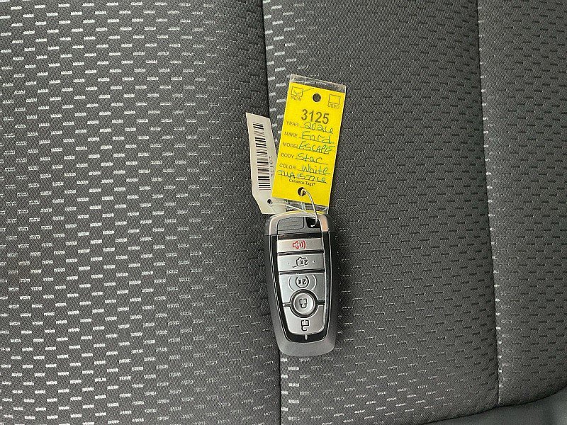 New 2026 Ford Escape ST-Line w/ Tech Pack #1 FWD image 27
