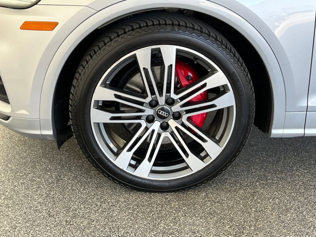 Used 2019 Audi SQ5 Premium Plus w/ Premium Plus Package AWD/4WD image 28