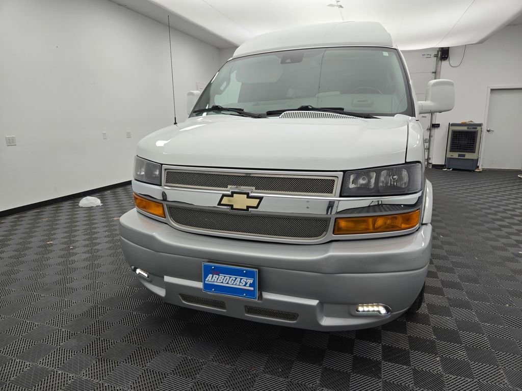 Used 2021 Chevrolet Express 2500 w/ Enhanced Convenience Package image 12