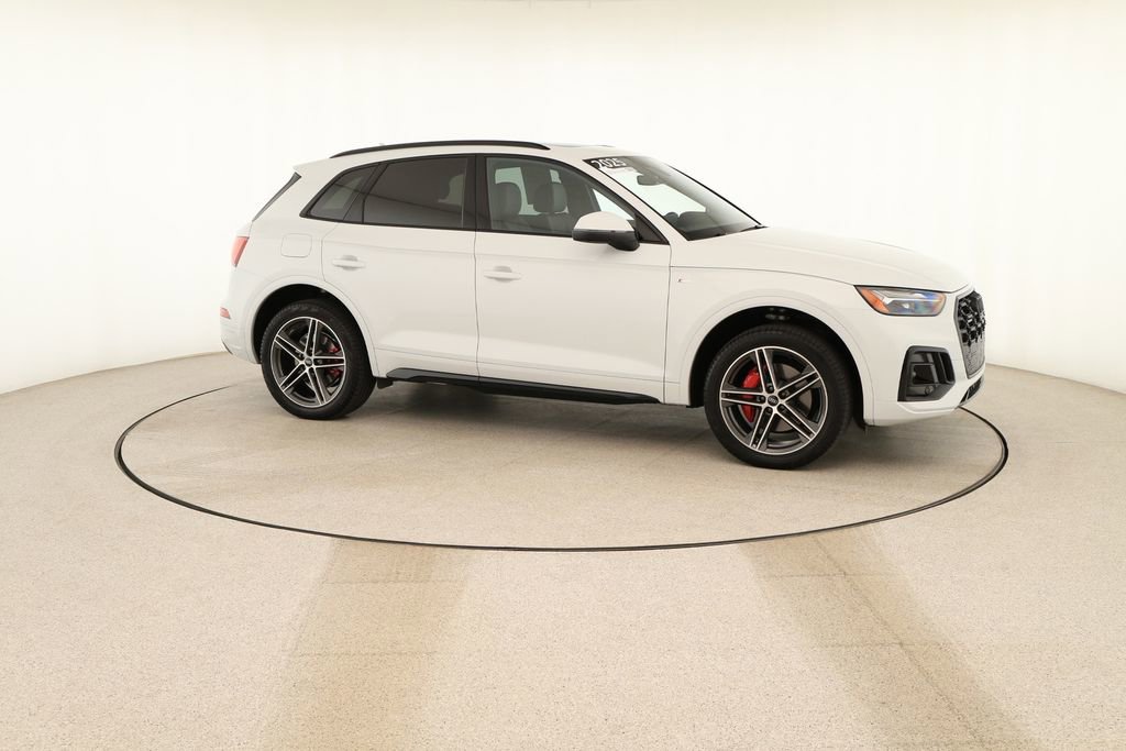 Certified 2025 Audi Q5 e Premium Plus w/ Premium Plus Package image 9