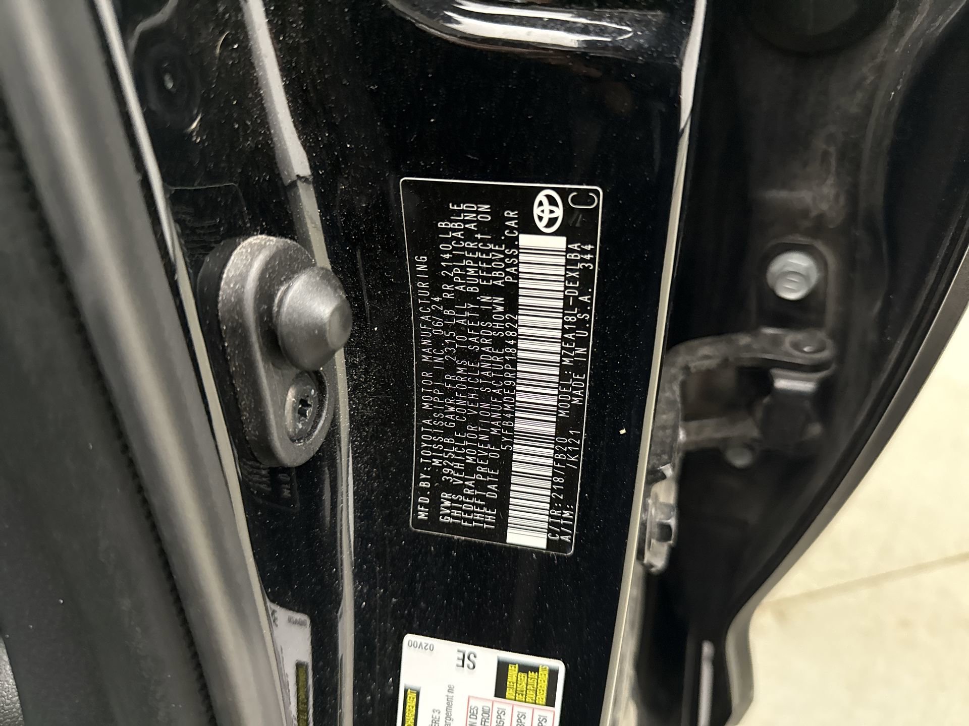 Used 2024 Toyota Corolla LE FWD image 11