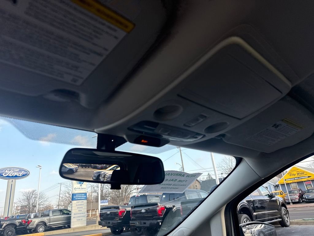 Used 2021 Ford EcoSport SE w/ SE Convenience Package image 45