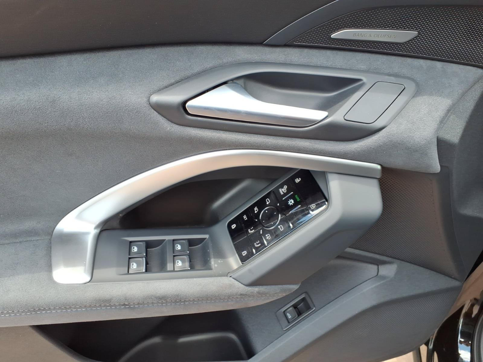 New 2026 Audi SQ5 Premium Plus AWD/4WD image 12