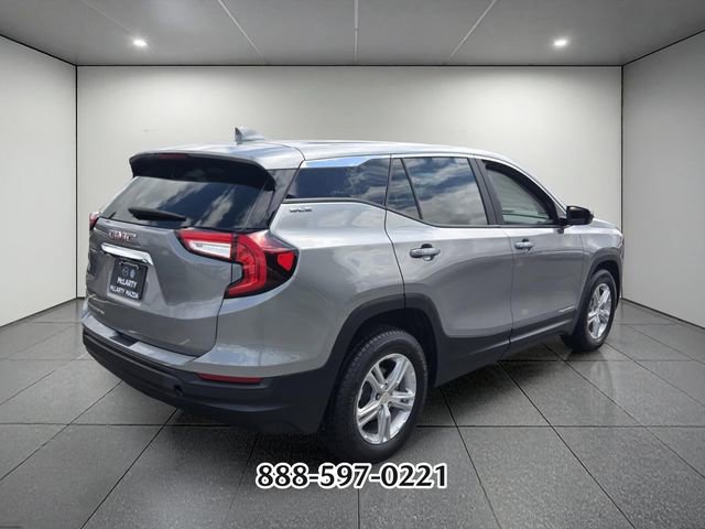 Used 2024 GMC Terrain SLE FWD image 5