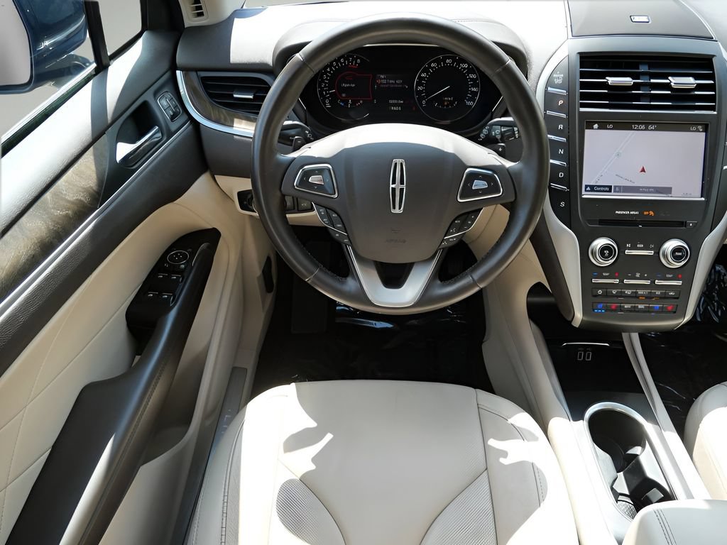 Used 2019 Lincoln MKC Reserve w/ MKC Climate Package AWD/4WD image 13