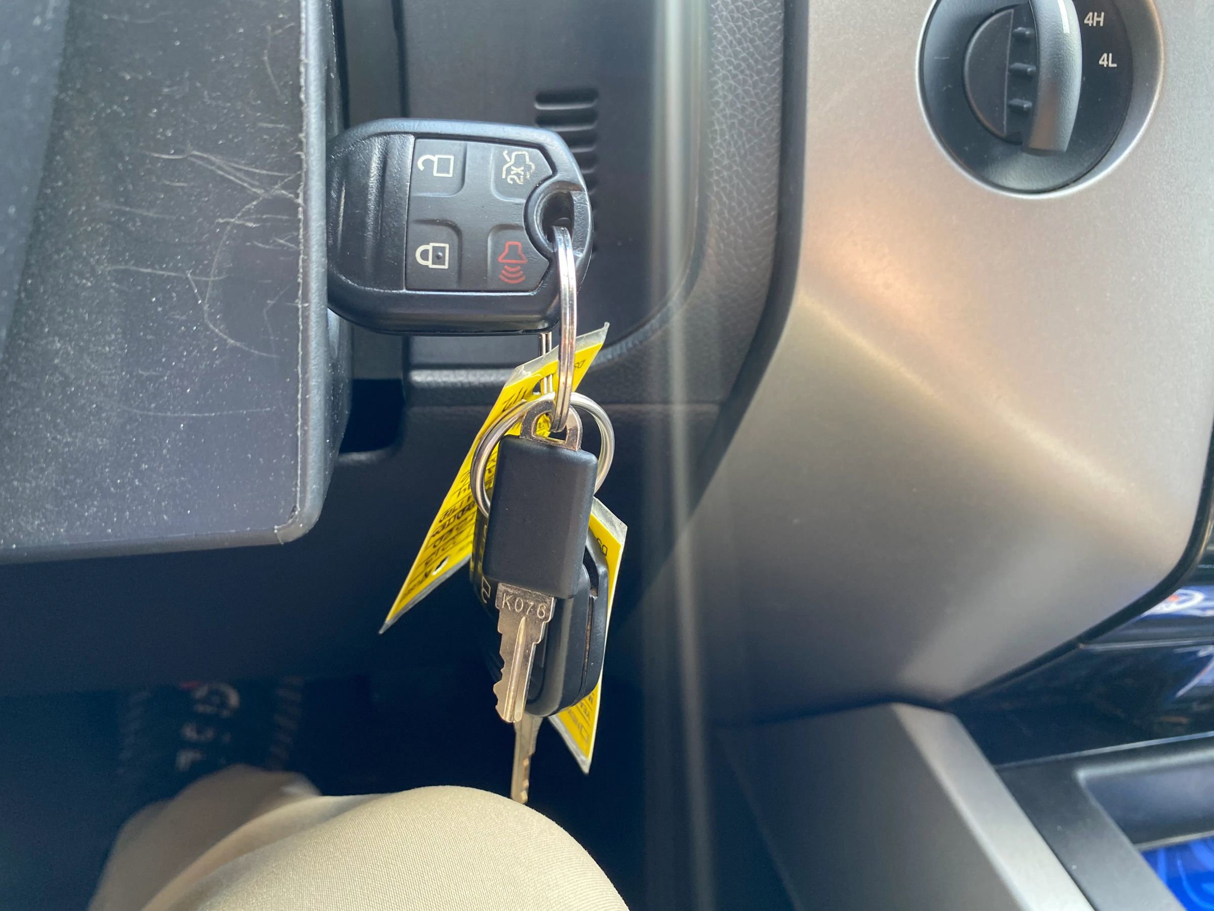 Used 2013 Ford Expedition Limited image 28