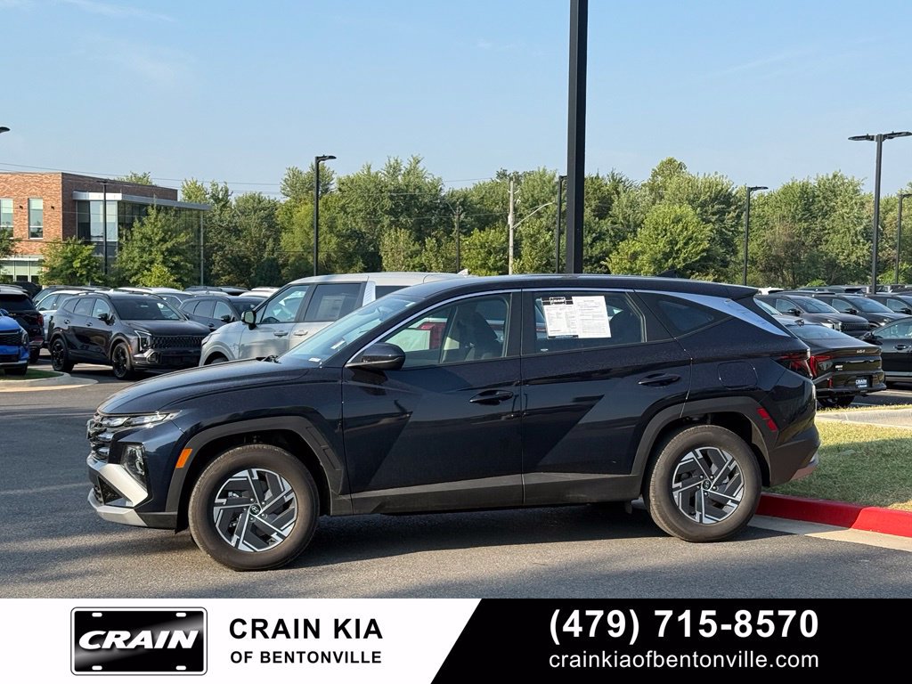 Used 2026 Hyundai Tucson Blue SE w/ Tow & Go Package AWD/4WD image 4