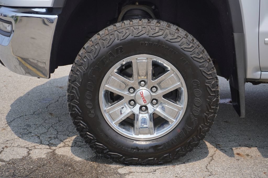 Used 2018 GMC Sierra 1500 SLE w/ SLE Value Package AWD/4WD image 10