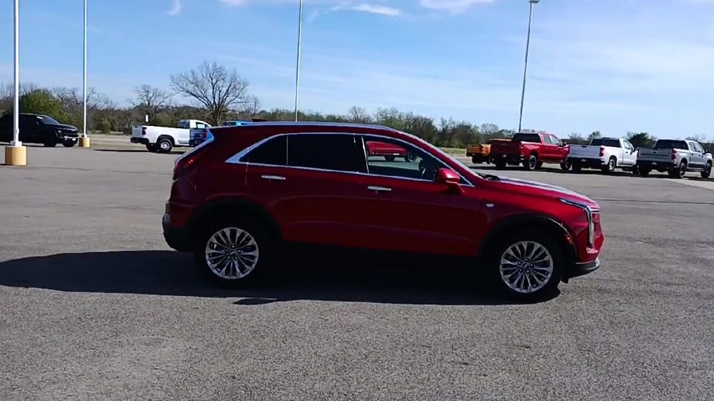 Certified 2024 Cadillac XT4 Premium Luxury AWD/4WD image 9