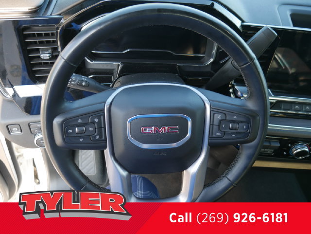 Used 2025 GMC Sierra 1500 SLT AWD/4WD image 30