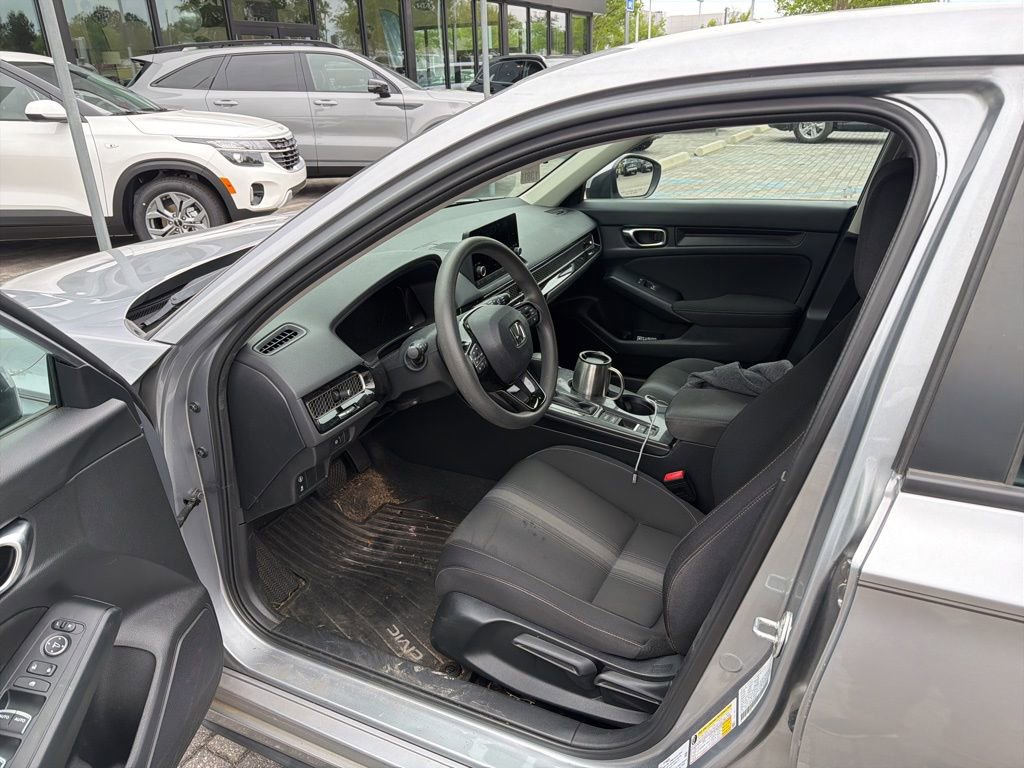 Used 2023 Honda Civic LX image 9