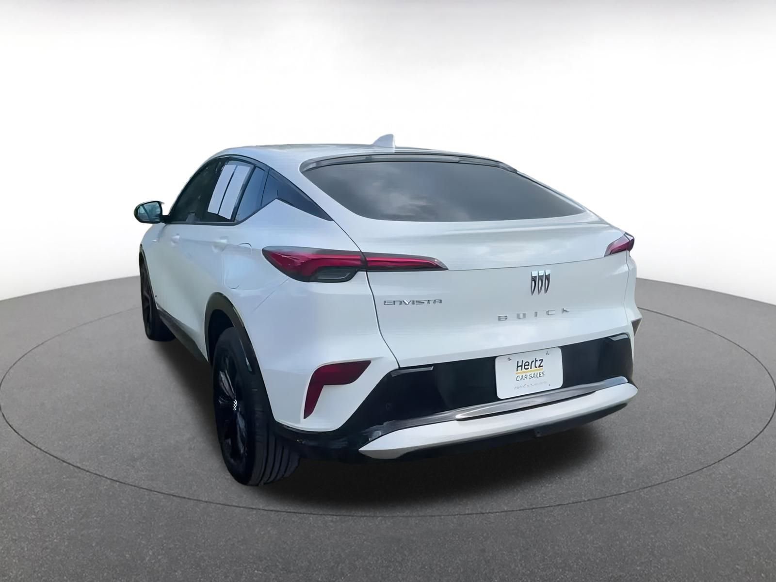 Used 2025 Buick Envista Sport Touring image 11