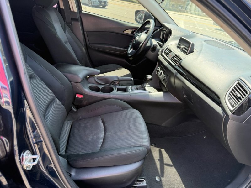 Used 2014 MAZDA MAZDA3 i Touring FWD image 22