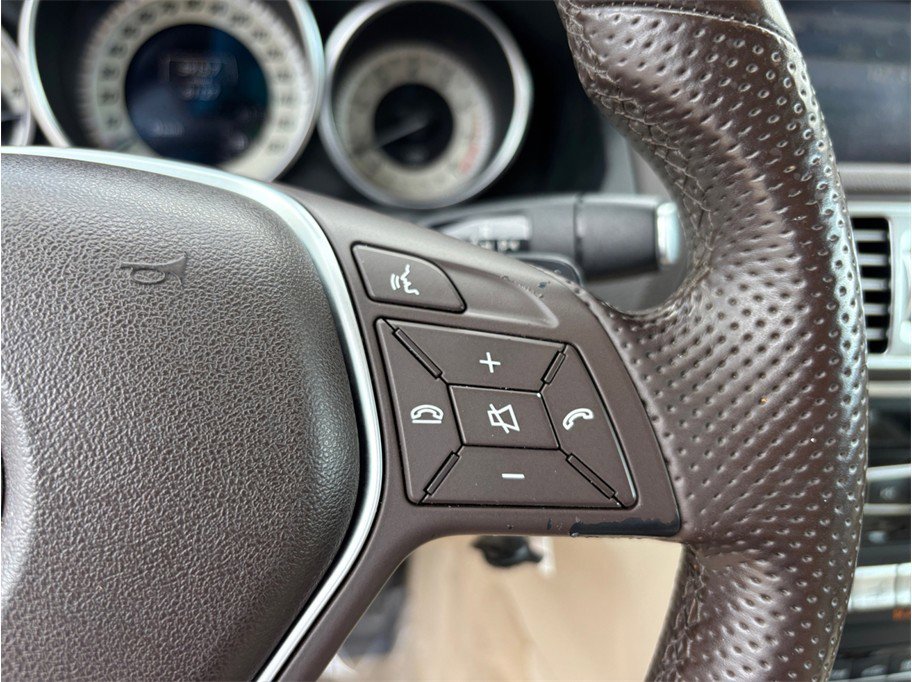 Used 2015 Mercedes-Benz E 400 Cabriolet image 22