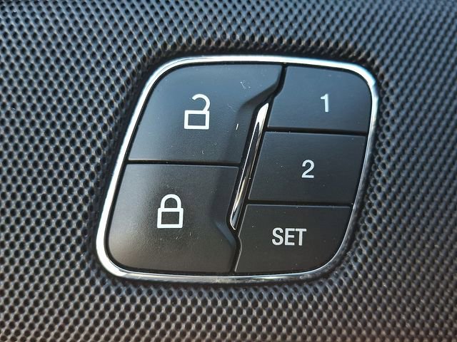 Used 2018 Lincoln MKZ Select w/ Select Plus Package FWD image 27